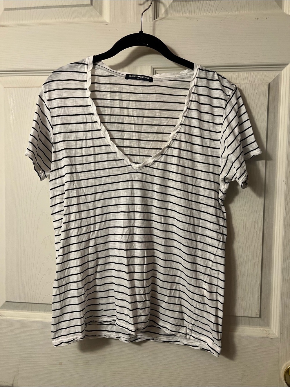 Brandy Melville White Tee with Thin Black Stripes V-Neck